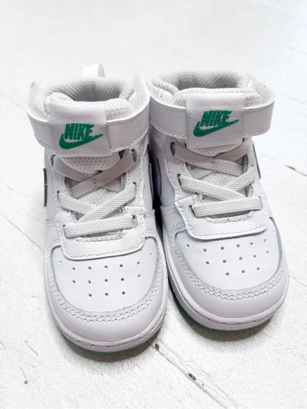 Nike Court Borough Mid 2 Green White Toddler Size 6 EUC